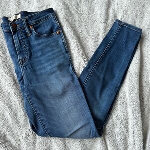 Madewell | Dark Blue High Rise Skinny Jeans, Size 26 ✨